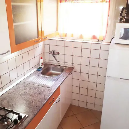 Carmen Apartment