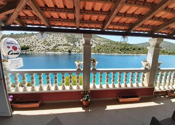 Appartement Carmen Vinišće